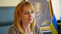 У Львові Наталія Бунда "пересіла із "Запорожця" за штурвал літака" (відео)