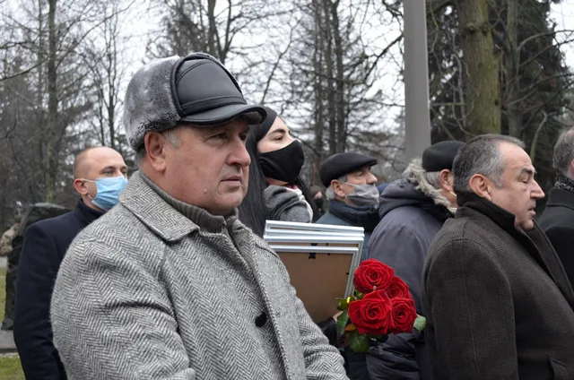 У Луцьку вшанували ліквідаторів наслідків Чорнобильської катастрофи (фото)