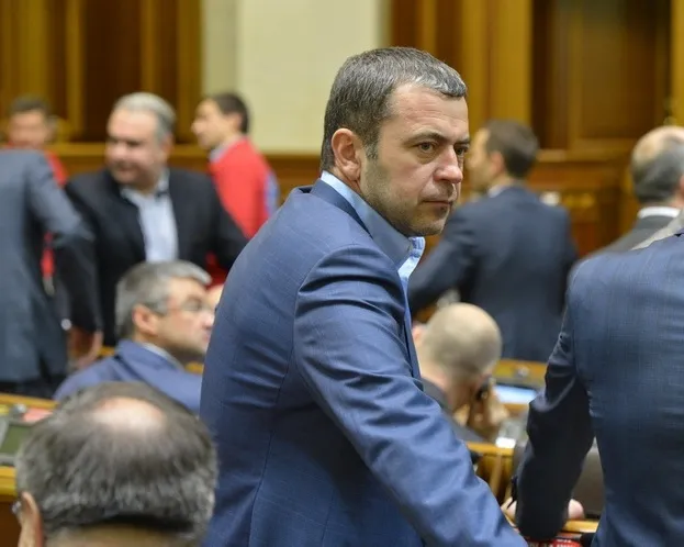 Нардеп із Волині отримав дарунків на 1,5 мільйона гривень