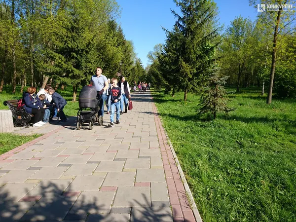 9 травня в Луцьку: фоторепортаж