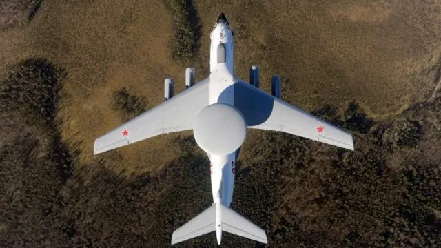 У Білорусі після пошкодження літака проводять обшуки