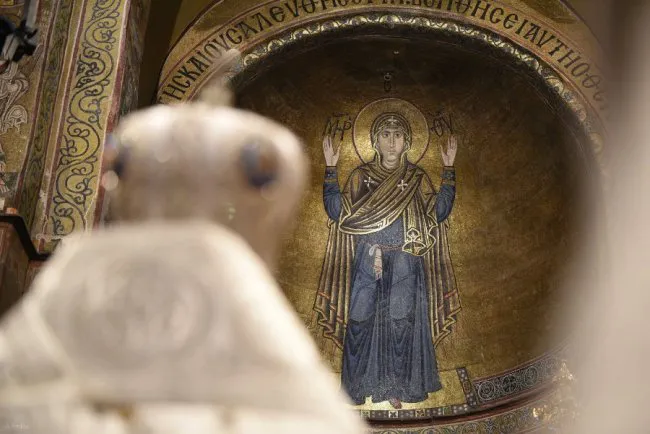 Волинський священик показав як відбувалося богослужіння у Софії Київській (фото)