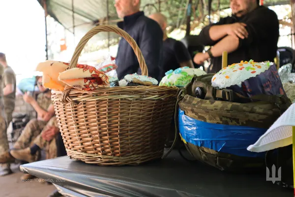 Третій Великдень на передовій: як воїни «Сталевої сотки» святкують Пасху (фото)