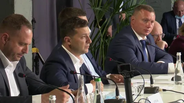 Зеленський дав пораду волинському бізнесу, якщо його кошмарять