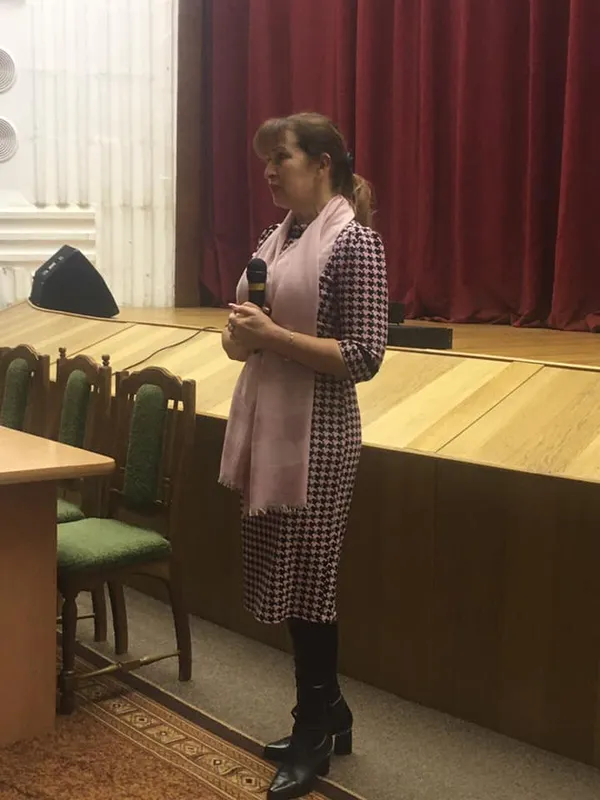 Без паніки, але напоготові: через коронавірус луцькі освітяни зібралися на нараду