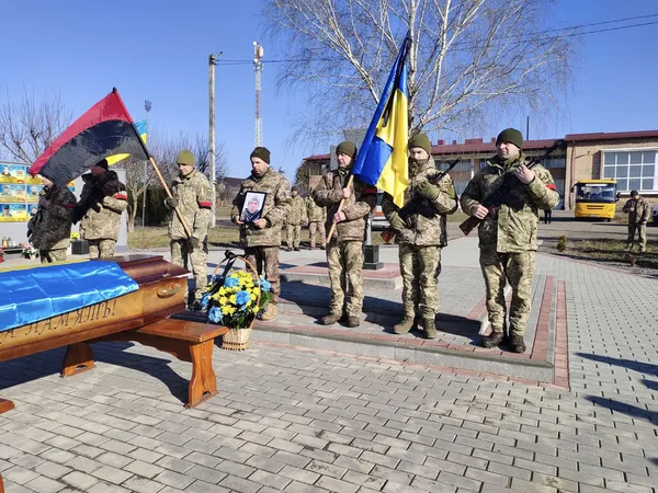 На Волині попрощалися із захисником Аркадієм Луцюком (фото)