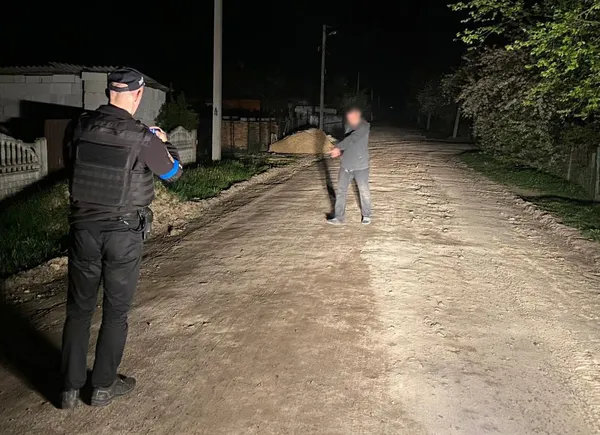 На Волині п'яний на ровері не розминувся з велосипедисткою (фото)