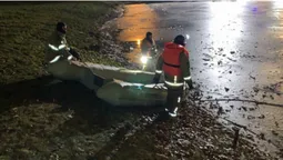 У Рівному троє підлітків провалились під кригу: одна дитина загинула (фото)