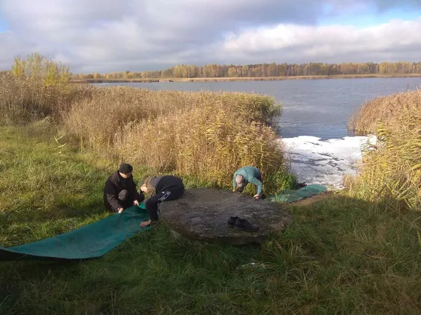 У водосховище в Ковельському районі запустили дві тонни риби (фото)