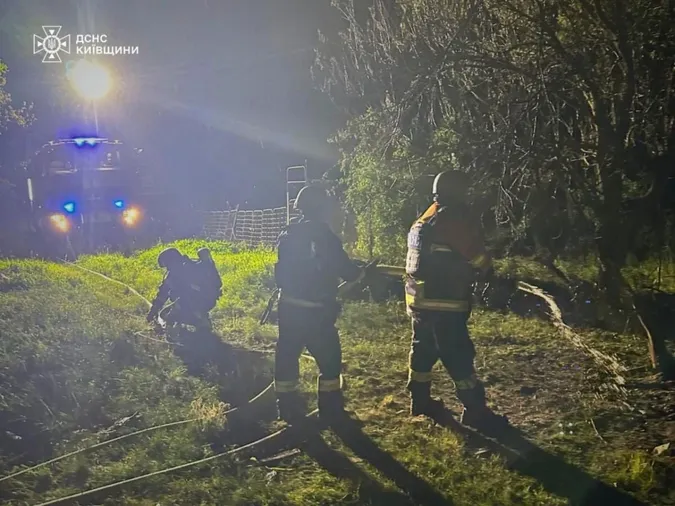 Одна з наймасованіших комбінованих атак: ворог вдарив по Києву дронами і балістикою (фото)