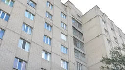 Посварилася з хлопцем: що насправді сталося у луцькому гуртожитку, з якого випала дівчина (відео)