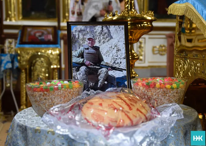 Майже рік вважався зниклим: на Волині попрощалися з воїном Олександром Динем