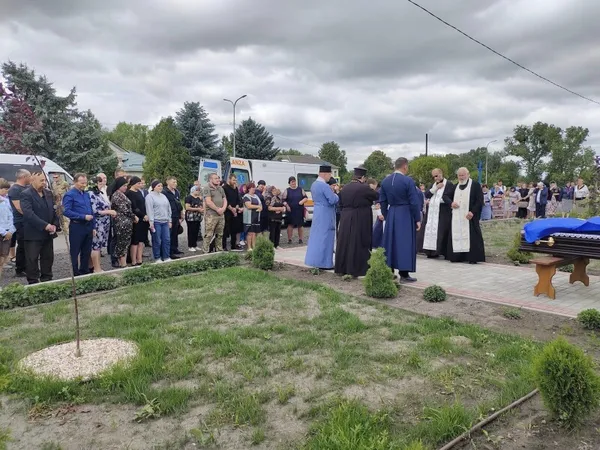 На Волині попрощалися з молодим Героєм Віталієм Яворським (фото)