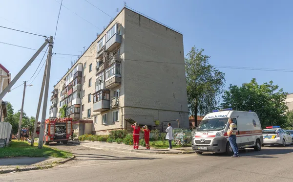 Пожежа в Луцьку: жінка не вимкнула праску й пішла до церкви (фото)