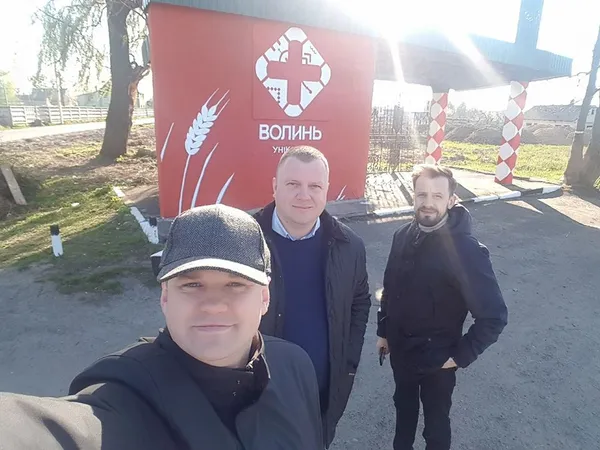 На Волині облаштували оригінальну зупинку (фото)