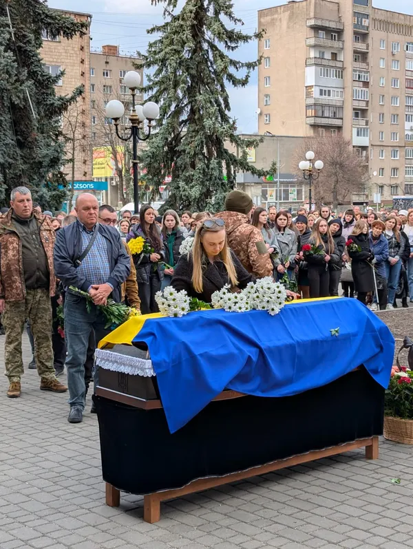 На Волині попрощалися із Захисником Максимом Сущуком (фото)