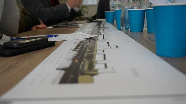 Луцький архітектор пропонує прибрати з проспекту Волі тимчасові споруди (фото)