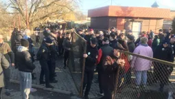 Демонтаж на Старому ринку в Луцьку: знову розгорівся конфлікт (фото)