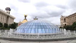 У Києві на Майдані Незалежності запрацювали фонтани (фото)