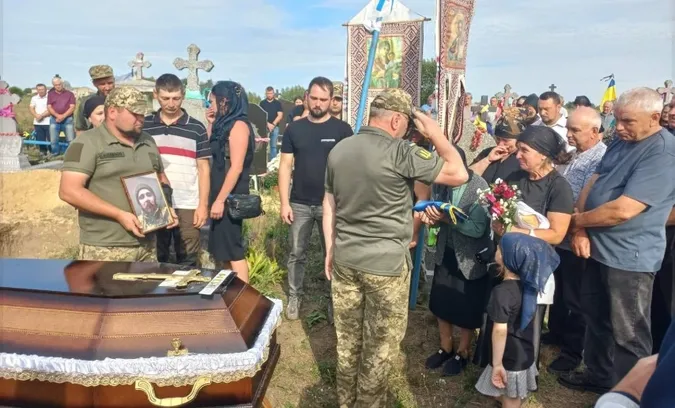 На Волині попрощалися із загиблим Героєм Іваном Михалевичем (фото)