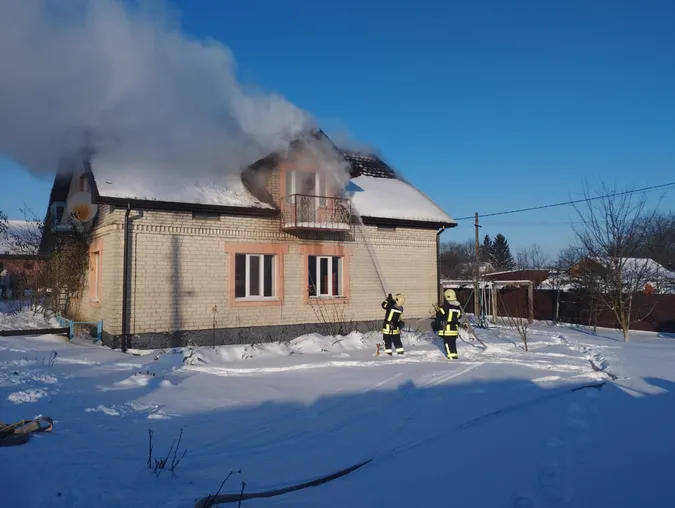 На Волині за добу спалахнули пожежі в усіх районах області (фото)