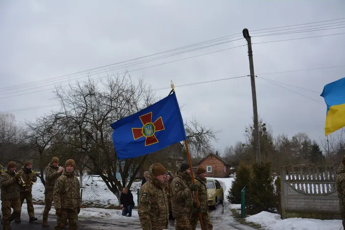На Волині попрощалися з Героєм Валерієм Михалевичем (фото)