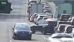 У Луцьку водій BMW виїхав на «зустрічку», аби проскочити затор (фото)