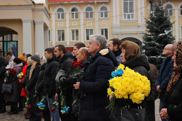 У Луцьку попрощалися з молодим воїном Іваном Газюком: він загинув за нас (фото, відео)