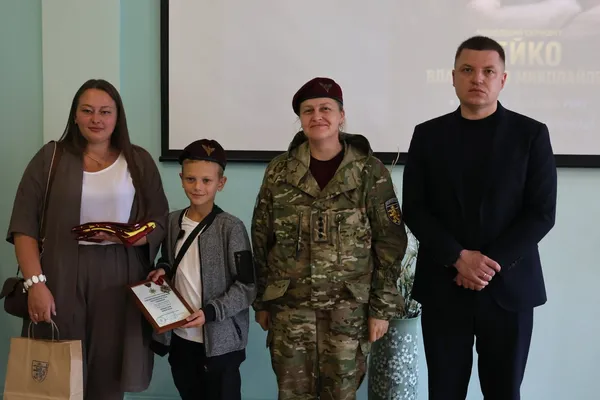 На Волині родинам загиблих і військовополонених бійців 68-ї бригади вручили відзнаки (фото)