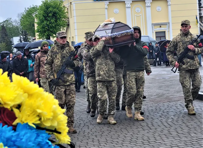 У Ковелі провели в останню дорогу Героя Сергія Козулю (фото)