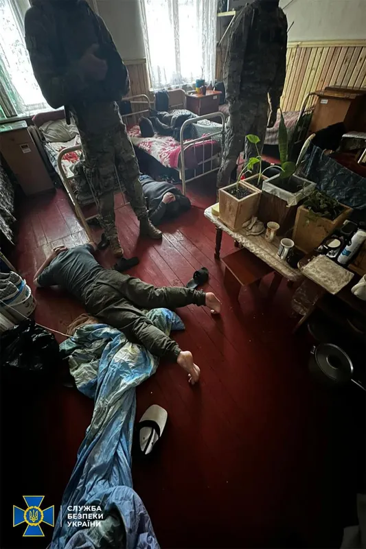 На Волині шахраї видурювали гроші у родичів безвісти зниклих військових ЗСУ (фото)