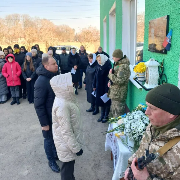 На Волині відкрили меморіальну дошку загиблому Герою Ігореві Панасюку (фото)