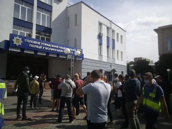 У Луцьку вийшли на акцію солідарності із харківськими націоналістами (фото)