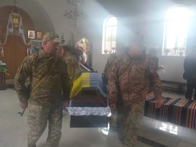 На Волині в останню дорогу провели Героя Олександра Пінчука (фото)