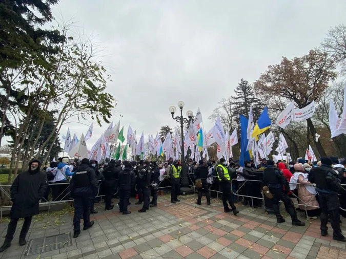 «Підприємців – десять тисяч, поліції – п'ять»: чому волиняни мітингують у Києві (фото)