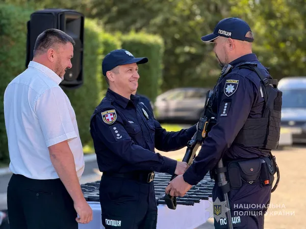 На Камінь-Каширщині розпочали службу ще 13 поліцейських офіцерів громад (фото, відео)