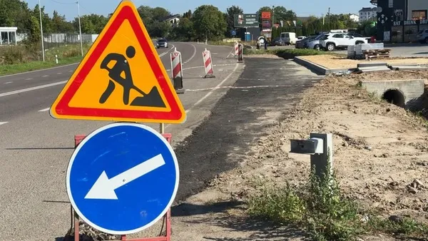Станом на середину вересня 2026 року роботи в Струмівці тривають