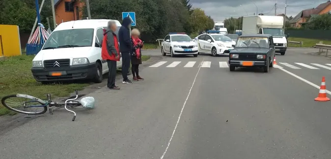 Повідомили про стан велосипедиста, якого збили на «зебрі» в Липинах