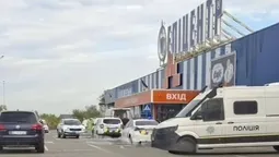 У Ковелі чоловік із сокирою напав на людей в «Епіцентрі»: постраждало троє осіб (ОНОВЛЕНО)