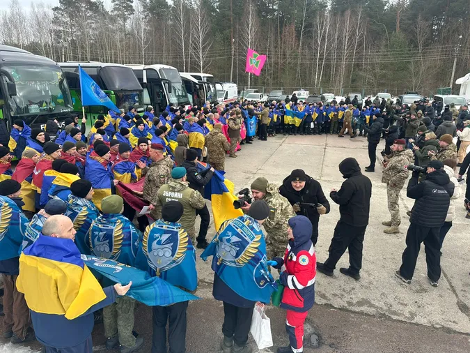 Наші вдома: відбувся новий обмін військовополоненими
