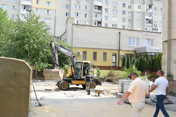 Цьогоріч у Луцьку планують відремонтувати понад 30 дворів (фото)