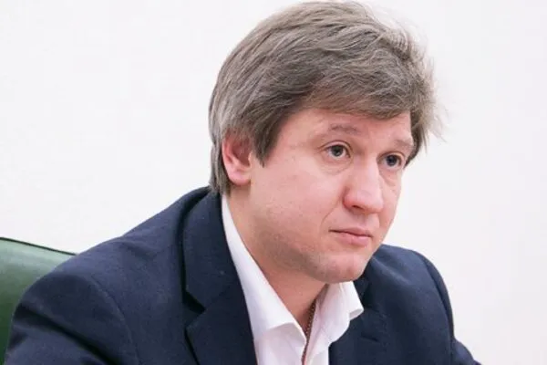 Секретар РНБО йде з посади
