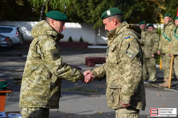 Як у Луцьку прикордонники святкують день Захисника України (фото)
