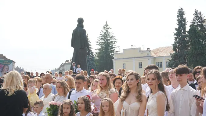 У Луцьку нагородили медалістів: як все було (дуже багато фото)
