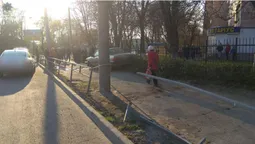 Не тільки паркан, а й авто: деталі "п’яної" аварії у Луцьку (фото)