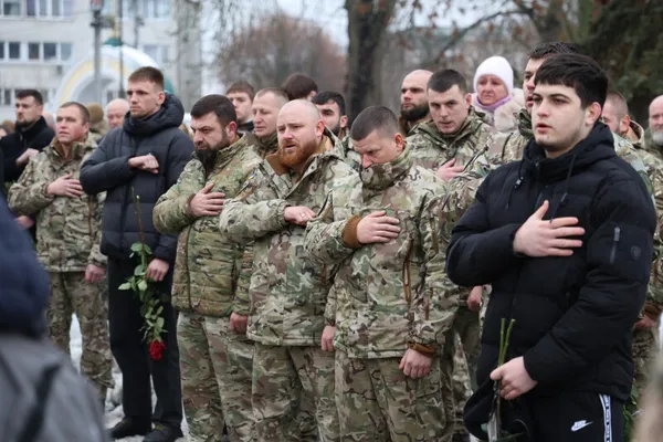 У Луцьку попрощалися з загиблим на війні відомим спортсменом Олексієм Бондаренком (фото)