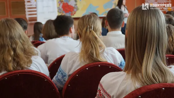 Вперше в Україні: луцьких школярів навчатимуть амбасадори омбудсмена (фото)