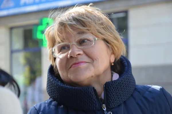 Vox populi. Чи повинна школа виховувати дітей: думки лучан (фото)