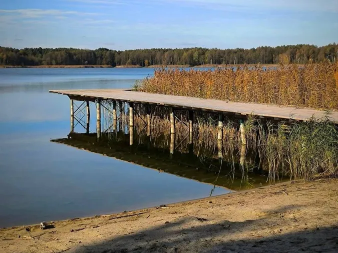 Осінній спокій озера Пісочне у Ковельському районі (фото)