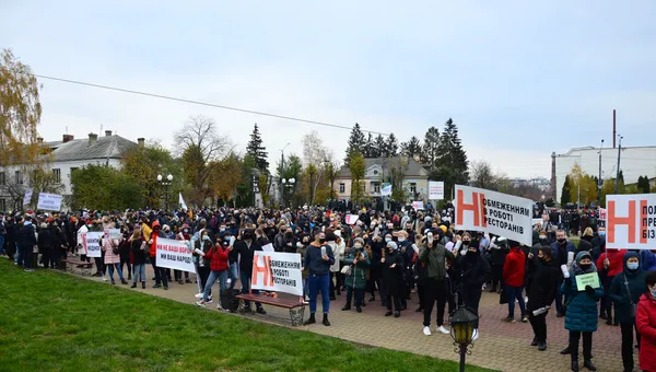 Вони просили, але їх не почули... Як підприємці масово протестували у Луцьку (РЕПОРТАЖ)